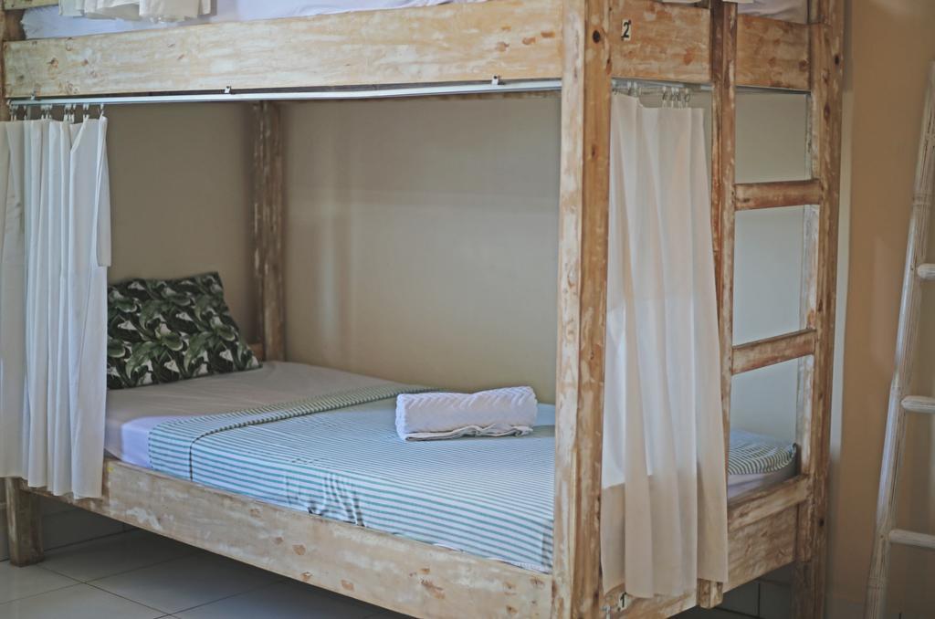 Surfers House Guest house