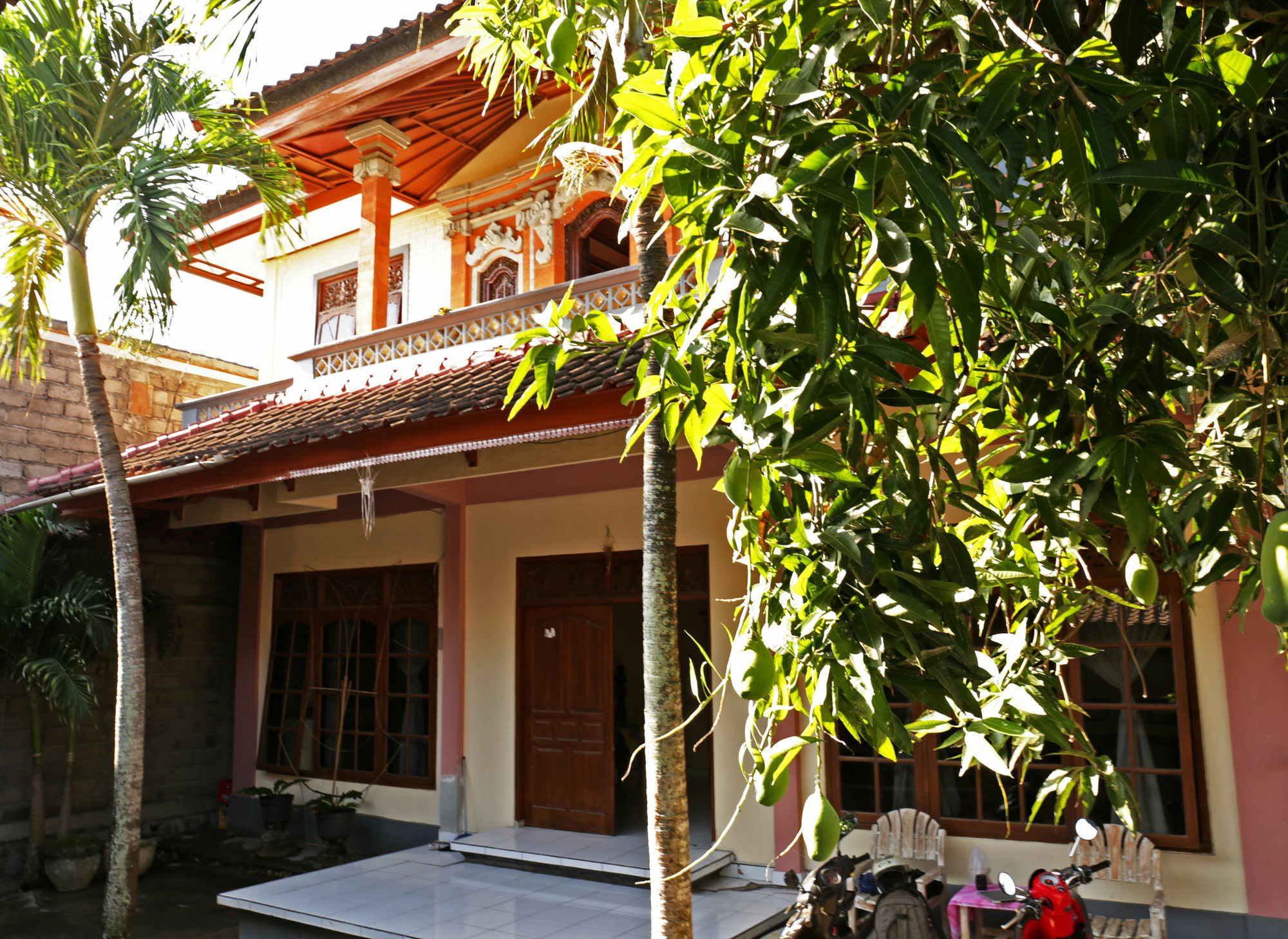 Surfers House * Kuta (Bali)