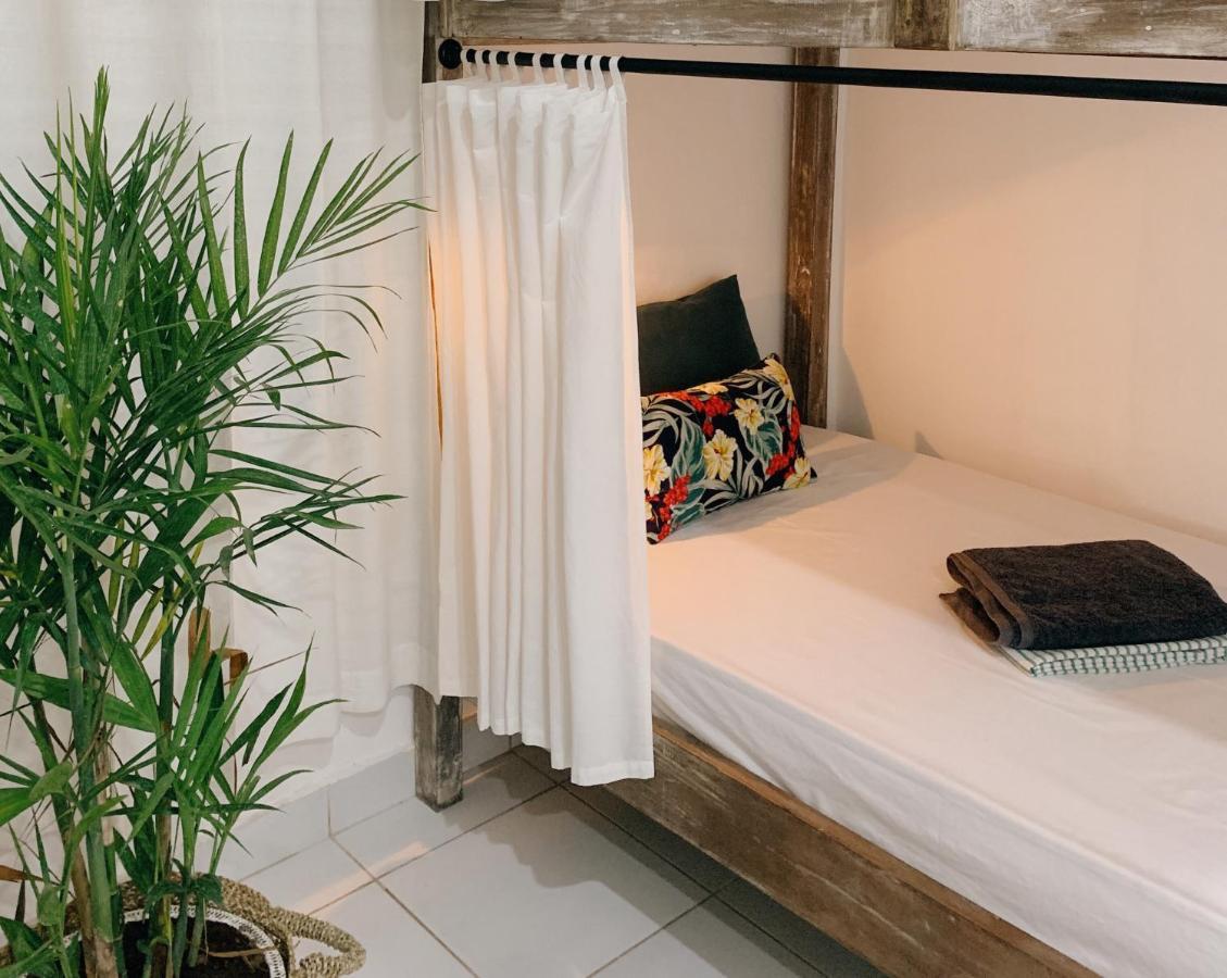 Surfers House Guest house Kuta (Bali)